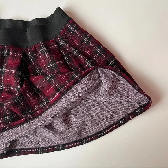 Joe B Pleated Plaid A-Line Mini Skirt Maroon Black - Picture 6 of 8